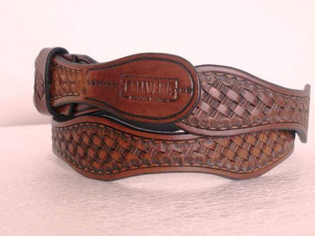 Opasek je 6x barvený a 2x lakovaný